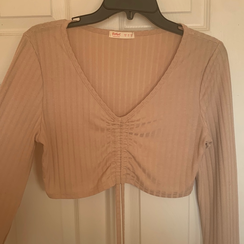 long sleeve crop top